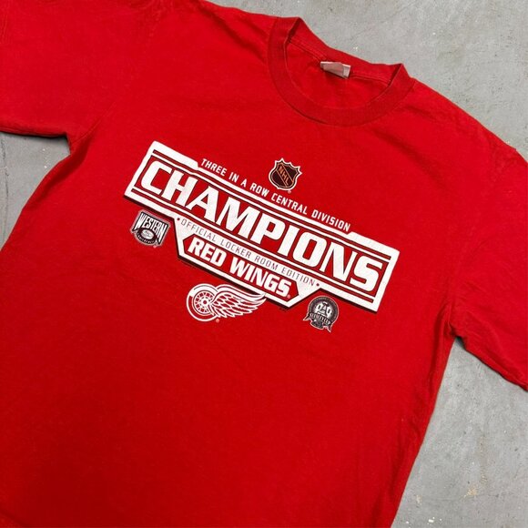 Vintage NHL 2003 Detroit Red Wing Champions TShirt Red Cotton Large - Picture 2 of 6